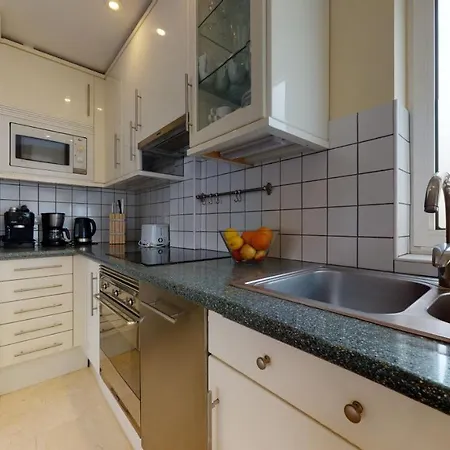 Schöne Direkt Am Mit Meerblick, Wlan Apartment